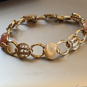 🩷 Monet bracelet pretty gold tone white pink stones Filigree vintage pretty 7"